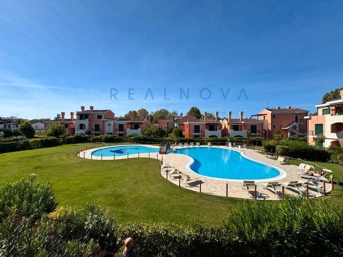 Appartamento trilocale in vendita in Via dell'Angelo, Lido Est, Jesolo