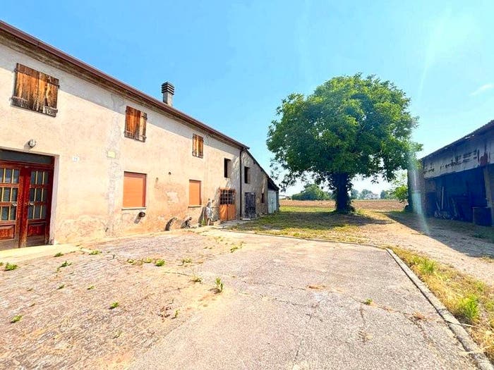 Casa con 6 locali in vendita in Via Muri, Bonavicina, San Pietro di Morubio