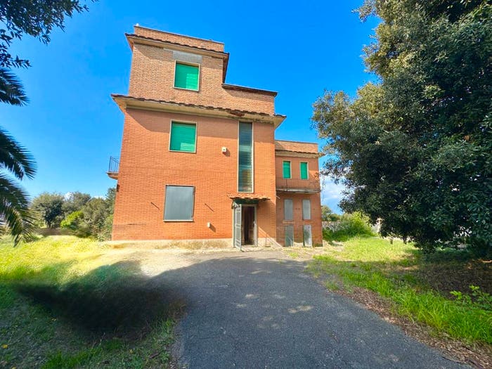 Casa con 6 locali in vendita in Via Giuseppina, Cocchino, Anzio