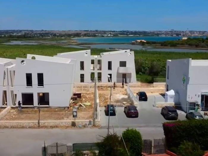 Casa con 5 locali in vendita in Via Lido Sacramento, Carrozziere Sacramento, Siracusa