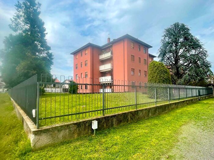 Appartamento trilocale in vendita in Via Don C Villa, Centro, Parabiago