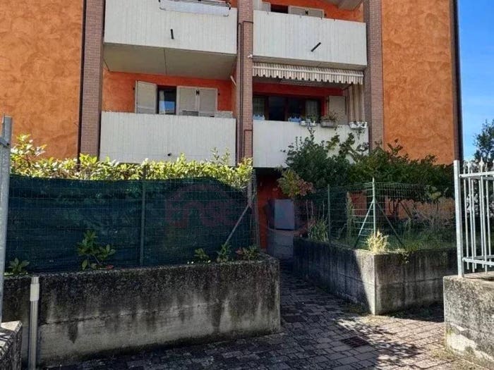 Appartamento trilocale in vendita in Centro, Medesano