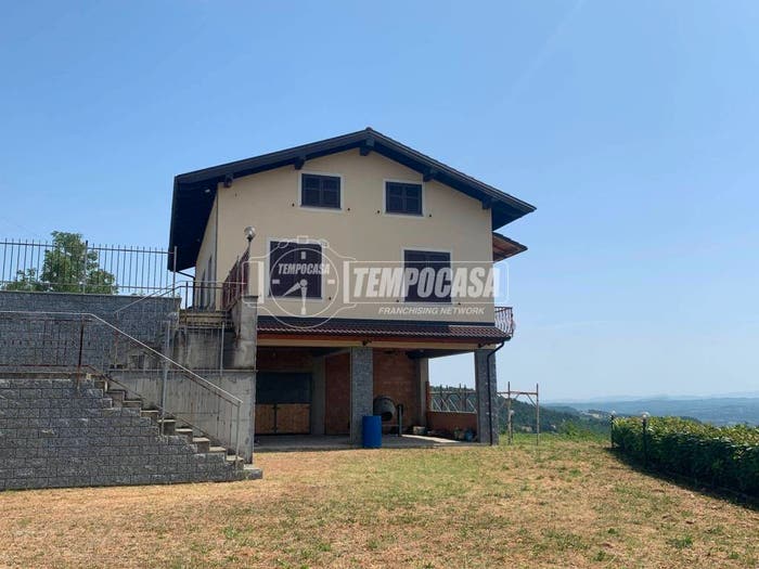 Casa quadrilocale in vendita in Via loc monte martino, Centro, Molare