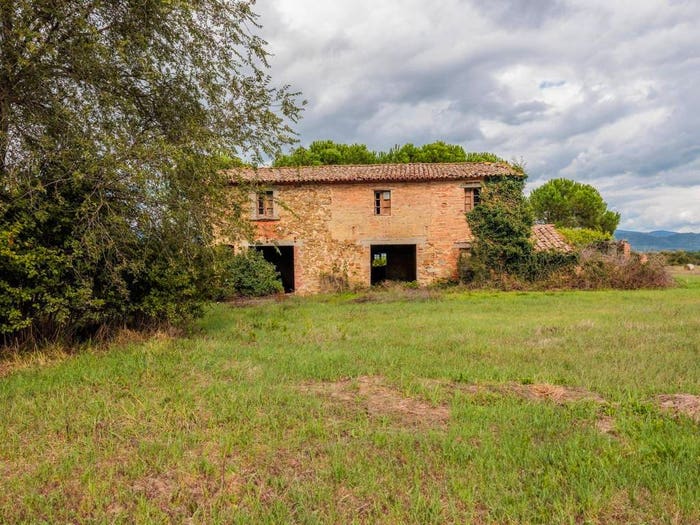 Casa con 6 locali in vendita in Pietraia, Cortona
