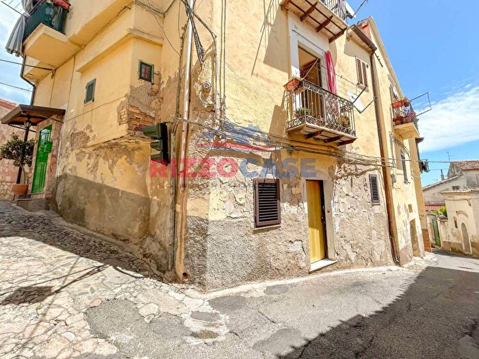 Casa trilocale in vendita in Via Borghesia, Rossano, CoriglianoRossano