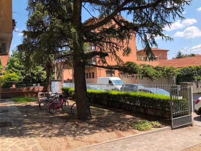 Appartamento quadrilocale in vendita in Via Decumana, Santa Viola, Bologna