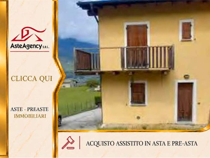 Casa trilocale in vendita in Via LUVIERA snc, Castello dell'Acqua
