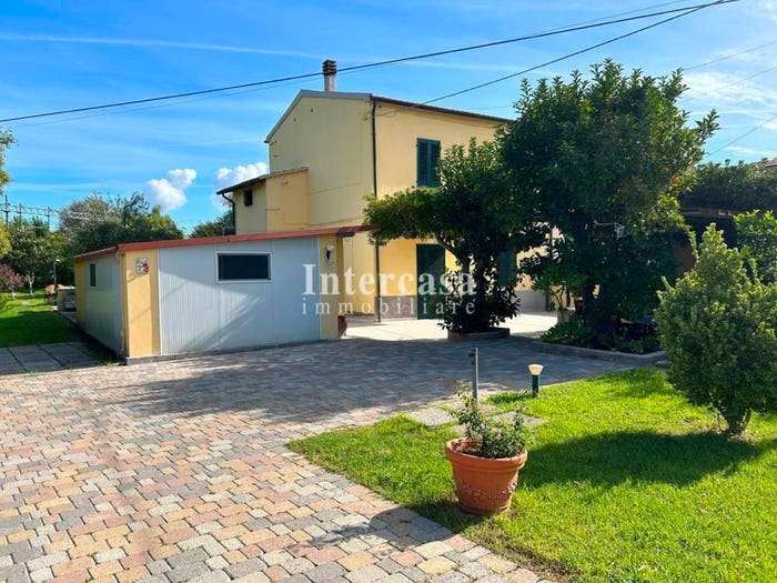 Casa con 6 locali in vendita in San Giusto Aeroporto, Pisa