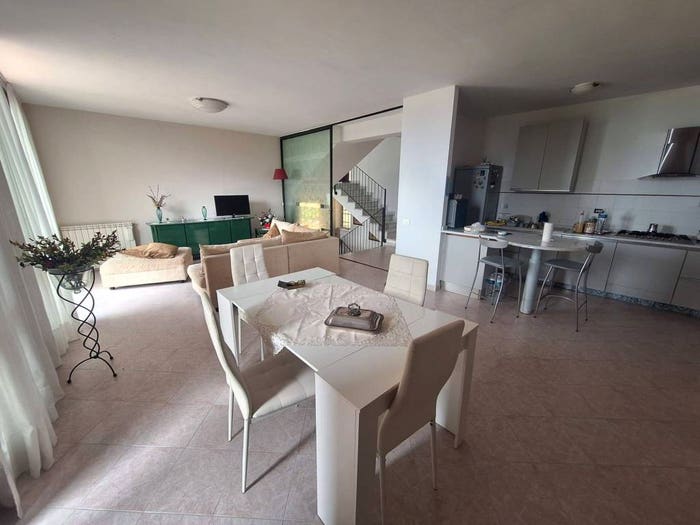 Casa con 6 locali in vendita in Pieve a Elici Montigiano Gualdo, Massarosa