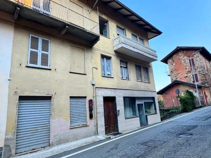 Casa con 6 locali in vendita in Via Chiesa No Number, Valle San Nicolao