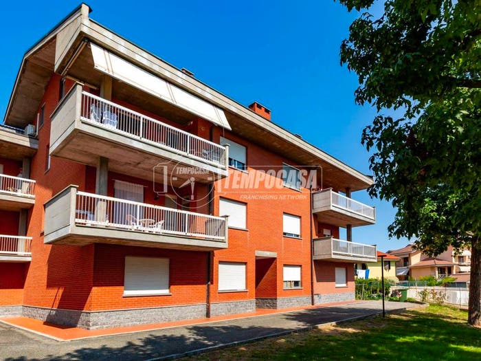 Appartamento con 5 locali in vendita in Via Silvio Davico, Centro, Fossano