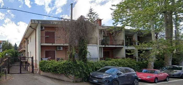 Appartamento con 6 locali in vendita in VIA GARIBALDI, Centro, Viagrande