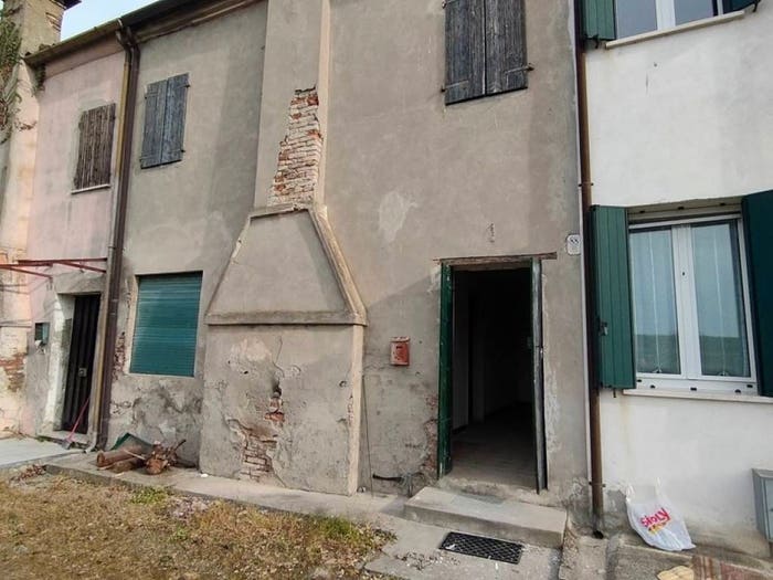 Casa quadrilocale in vendita in CRESPINO Via Passodoppio, Crespino