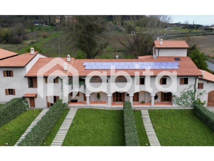 Casa con 6 locali in vendita in via Aretina Figline, Figline Valdarno, Figline e Incisa Valdarno