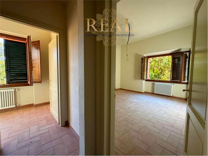 Casa con 6 locali in vendita in Impruneta