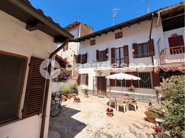 Casa con 5 locali in vendita in Via Camillo Benso di Cavour, Centro, Morano sul Po