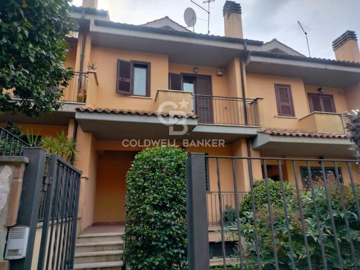 Casa quadrilocale in vendita in Via Paolo Borsellino, Rocca di Papa