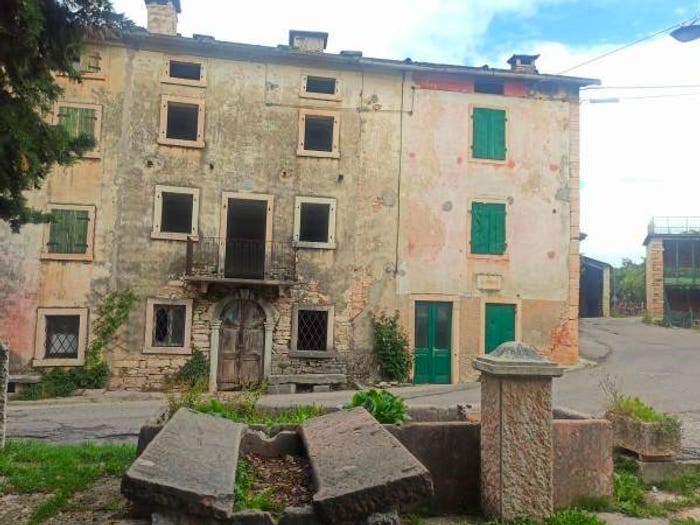 Casa con 6 locali in vendita in Contrada Lonico, Lonico, Cerro Veronese