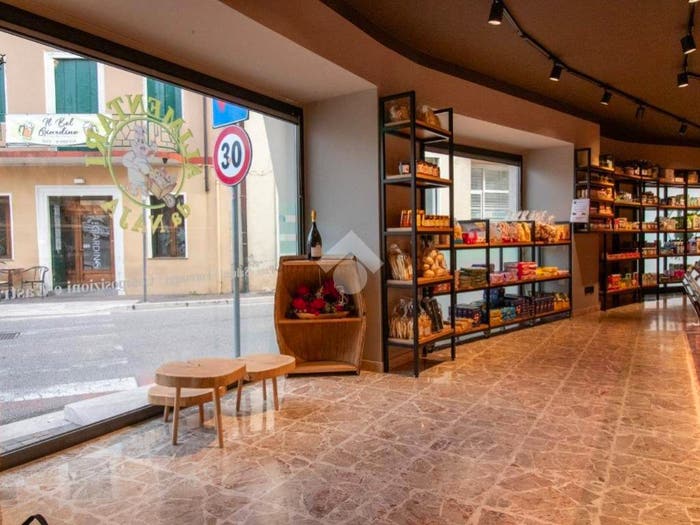 Appartamento monolocale in vendita in Piazza Umberto I, Centro, Montecchia di Crosara