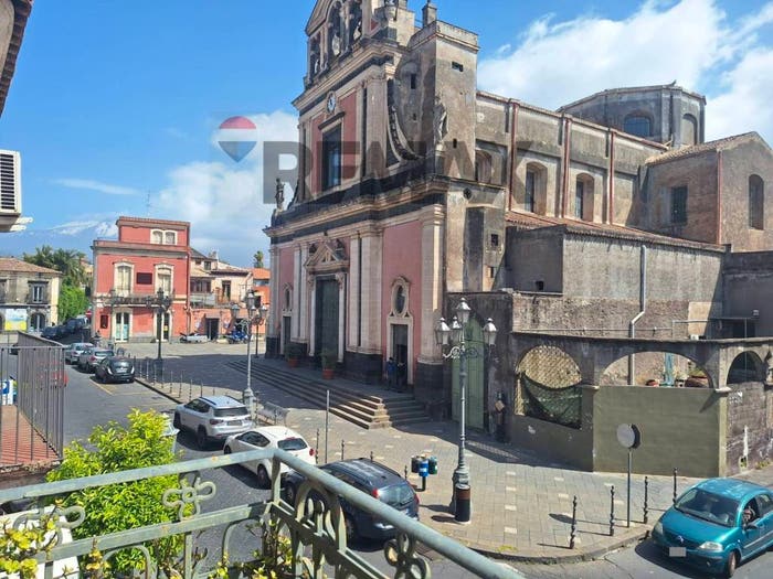 Casa con 6 locali in vendita in Via Etnea, Centro, Mascalucia