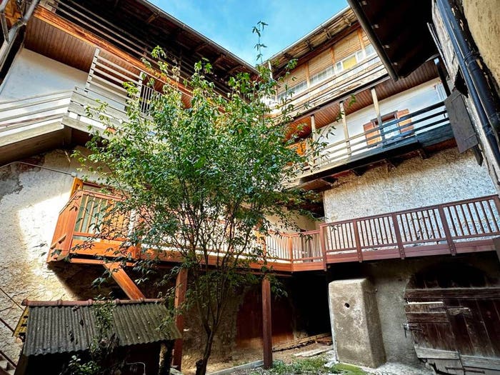Appartamento con 6 locali in vendita in Via Maggio, Vigolo Vattaro, Altopiano della Vigolana