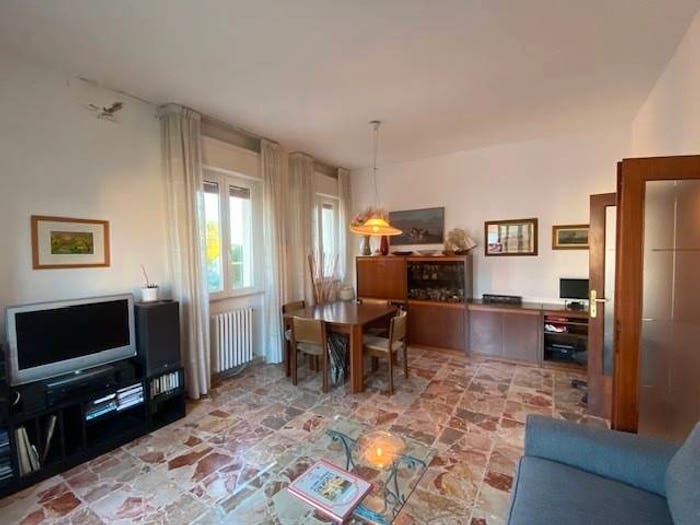 Appartamento con 5 locali in vendita in VIA DELLE ORTENSIE, Ardenza, Livorno