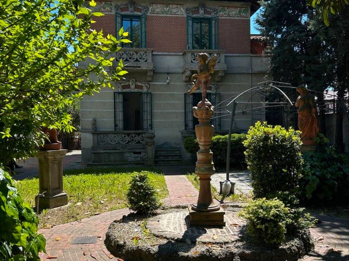 Casa con 6 locali in vendita in Via Elio Vittorini, Ponte Lambro, Milano
