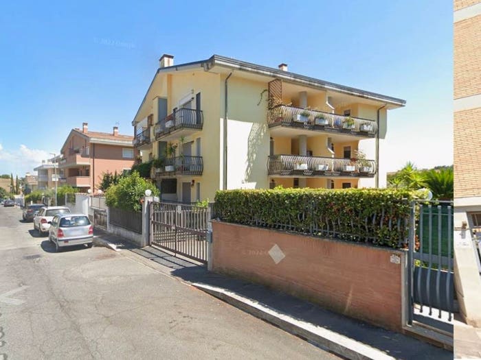 Appartamento trilocale in vendita in Via Vittorio Marimpietri, La Giustiniana, Roma
