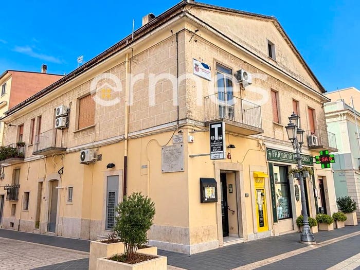 Appartamento con 5 locali in vendita in Via Giovanni Bovio, San Giovanni Rotondo