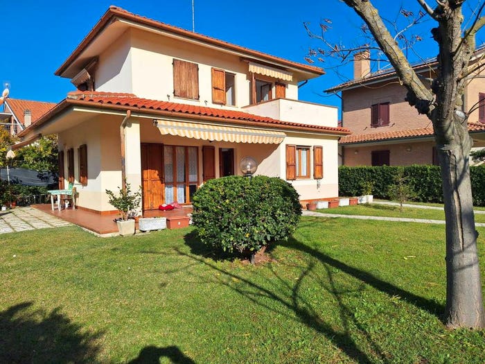 Casa con 5 locali in vendita in Via Ponente, Marina Di Rocca Priora, Falconara Marittima