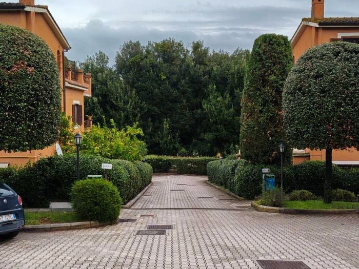 Casa quadrilocale in vendita in Viale America, Le Rughe, Formello