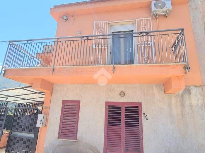 Casa quadrilocale in vendita in Sda Vicinale Pietre Mole, Centro, Monreale