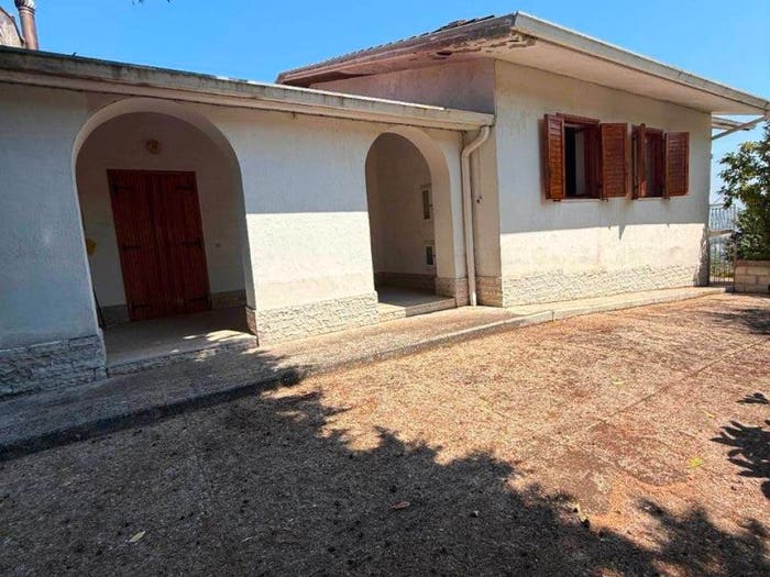 Casa con 6 locali in vendita in Sant'Egidio, Montefusco
