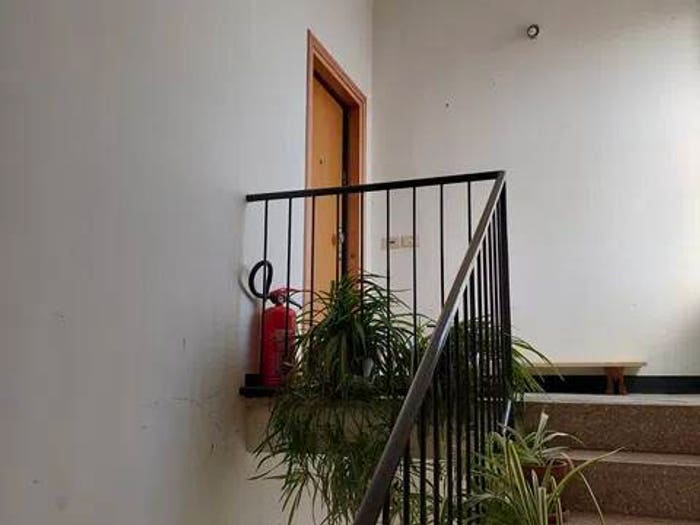 Appartamento con 5 locali in vendita in Via Madonnina, Sale