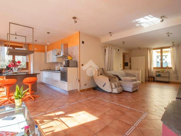 Appartamento quadrilocale in vendita in Via Madonnina, Centro, Gardone Val Trompia