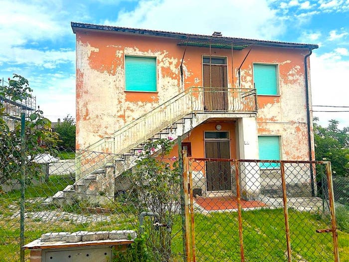 Casa quadrilocale in vendita in contrada guazzano, Guazzano, Campli