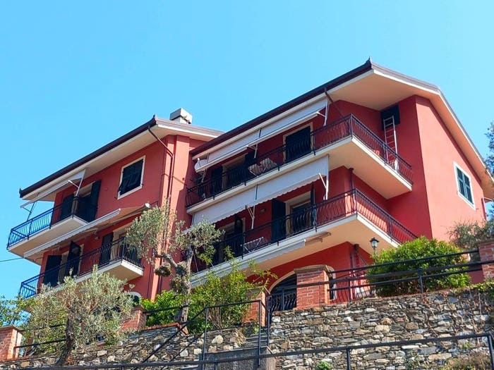 Appartamento quadrilocale in vendita in Via Don Ansaldo, Salto Chiesa, Avegno