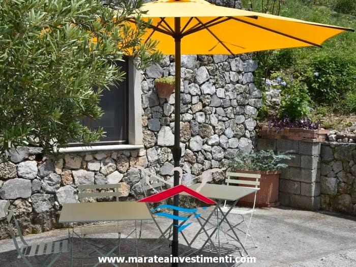 Casa trilocale in vendita in Via Rione Campo, Maratea