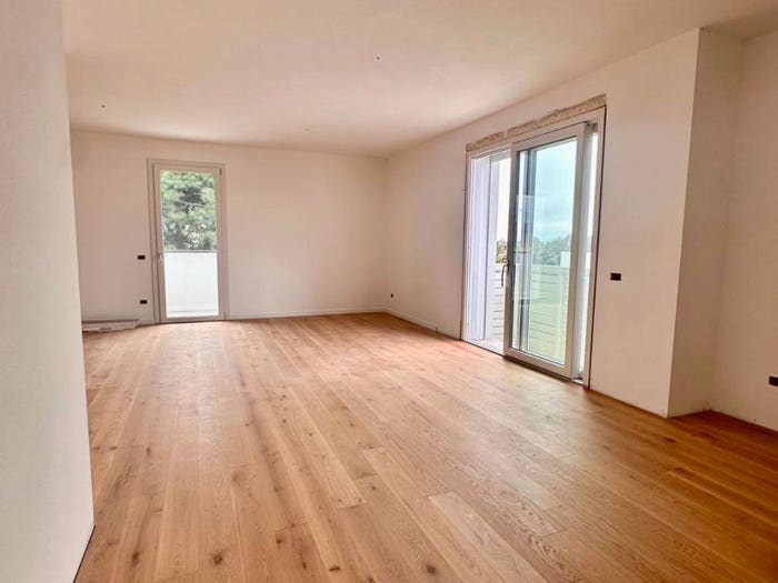 Appartamento trilocale in vendita in San Giovanni, Carmignano di Brenta