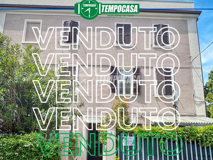 Appartamento trilocale in vendita in Via Gioacchino Rossini, Archi, Ancona