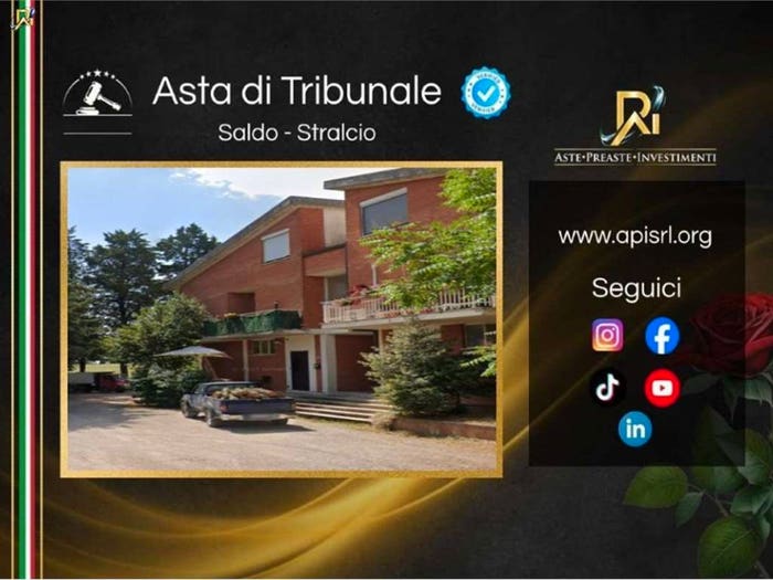 Appartamento quadrilocale in vendita in Via Nino Bixio, Centro, Marsciano
