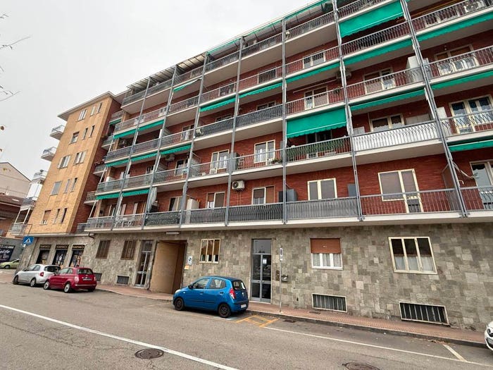 Appartamento trilocale in vendita in Via Fenestrelle, Nichelino