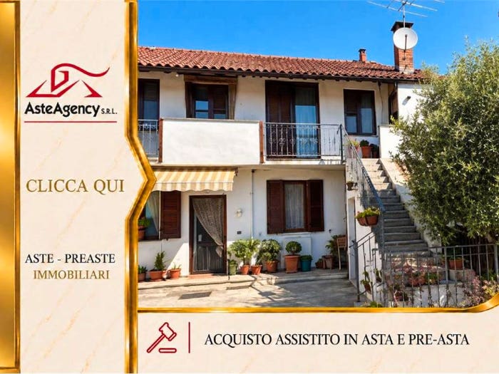 Casa con 6 locali in vendita in Via Palestro, Centro, Cassolnovo