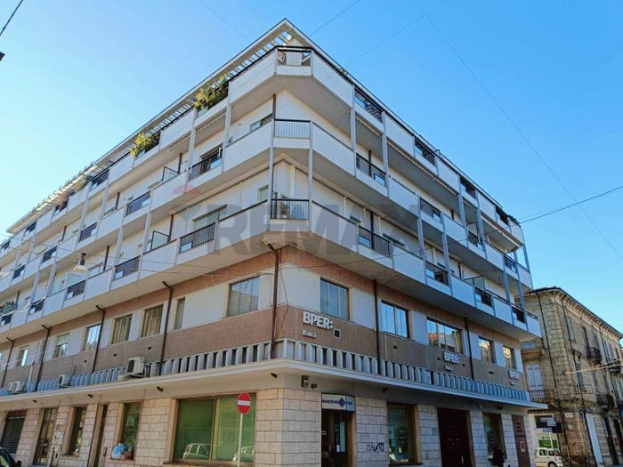 Appartamento con 6 locali in vendita in Corso Bandiera, Centro, Lanciano