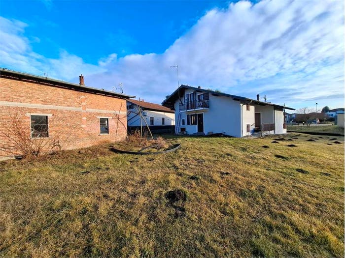 Casa con 6 locali in vendita in Via Orgoglia, Centro, Borgo Ticino