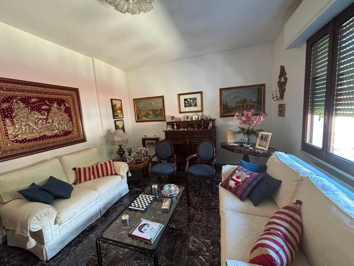 Appartamento con 5 locali in vendita in Via Bastione, Centro, Massa