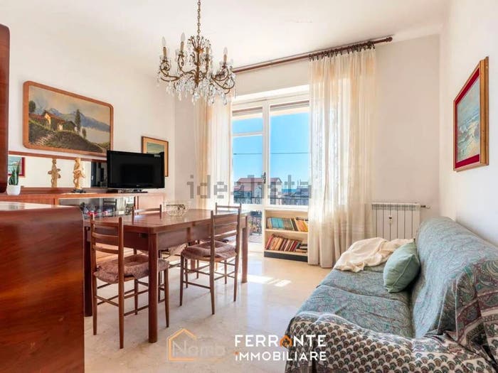 Appartamento con 5 locali in vendita in Via Degli Orti, Centro, Lavagna