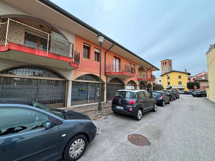 Casa con 6 locali in vendita in Marano Lagunare