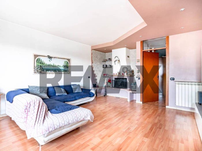 Appartamento trilocale in vendita in Via Martin Luther King, Cassina Amata, Paderno Dugnano