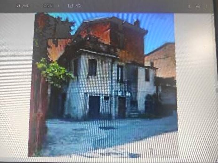 Appartamento con 6 locali in vendita in Via S Nicola Carolei CS Italia, Centro, Carolei